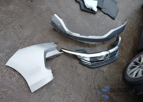 2017 Honda Accord Lx z USA, uszkodzony, nr VIN 1HGCR2F32HA234518